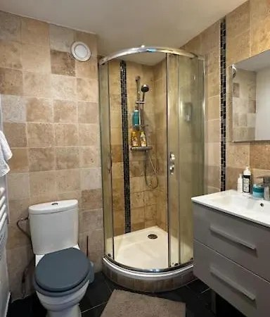 Apartment Moderne - *